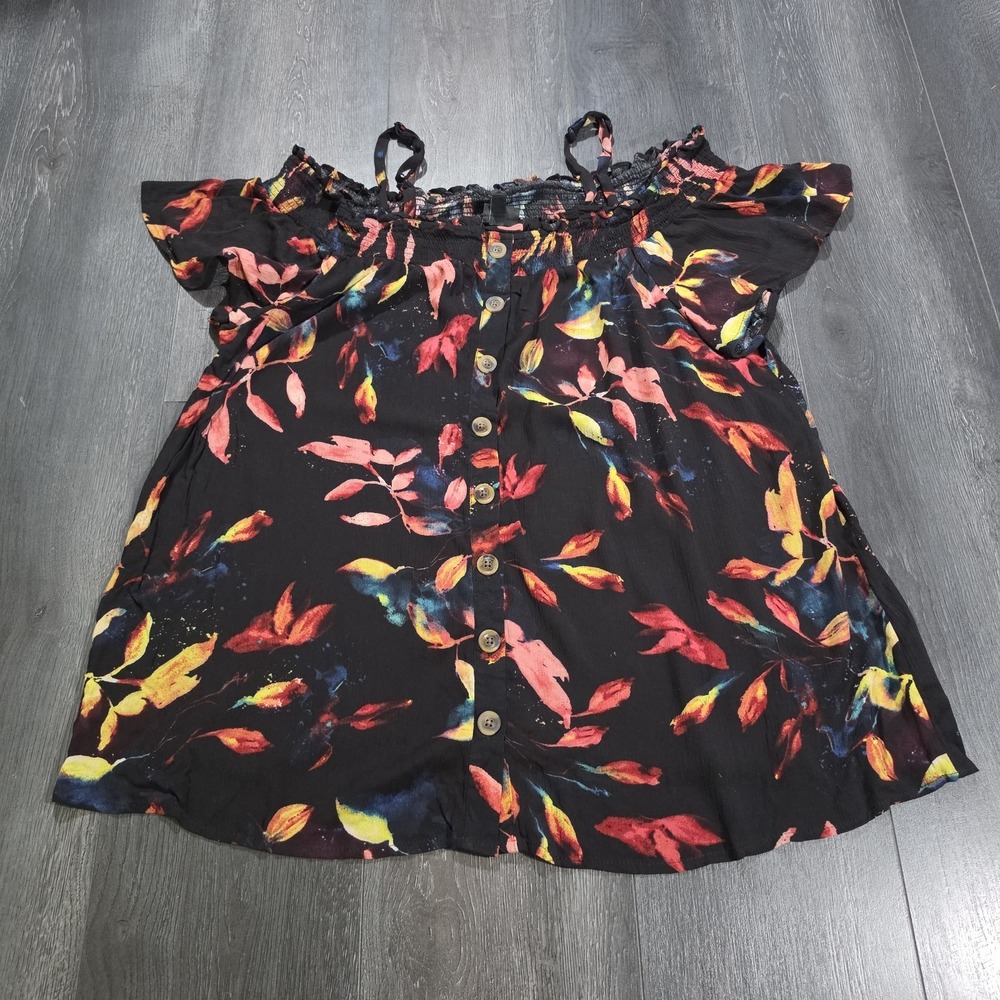 Lot Of 2 Torrid Tops Women 1X Black Floral Boho Artsy Harper Cap 3/4 Sleeve